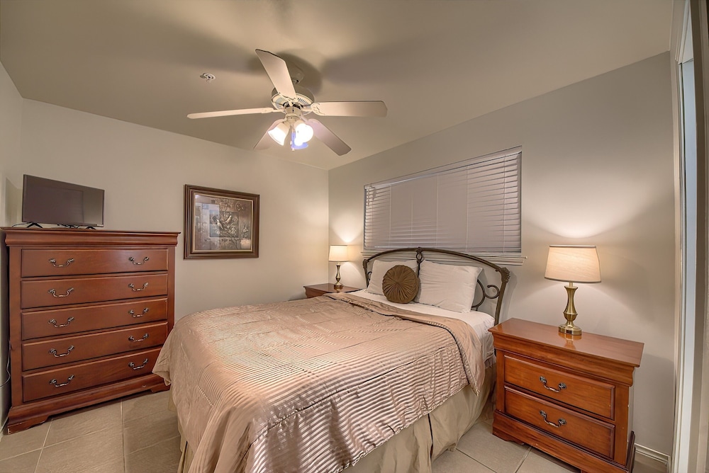 Ww D101 2 Bedroom Condo