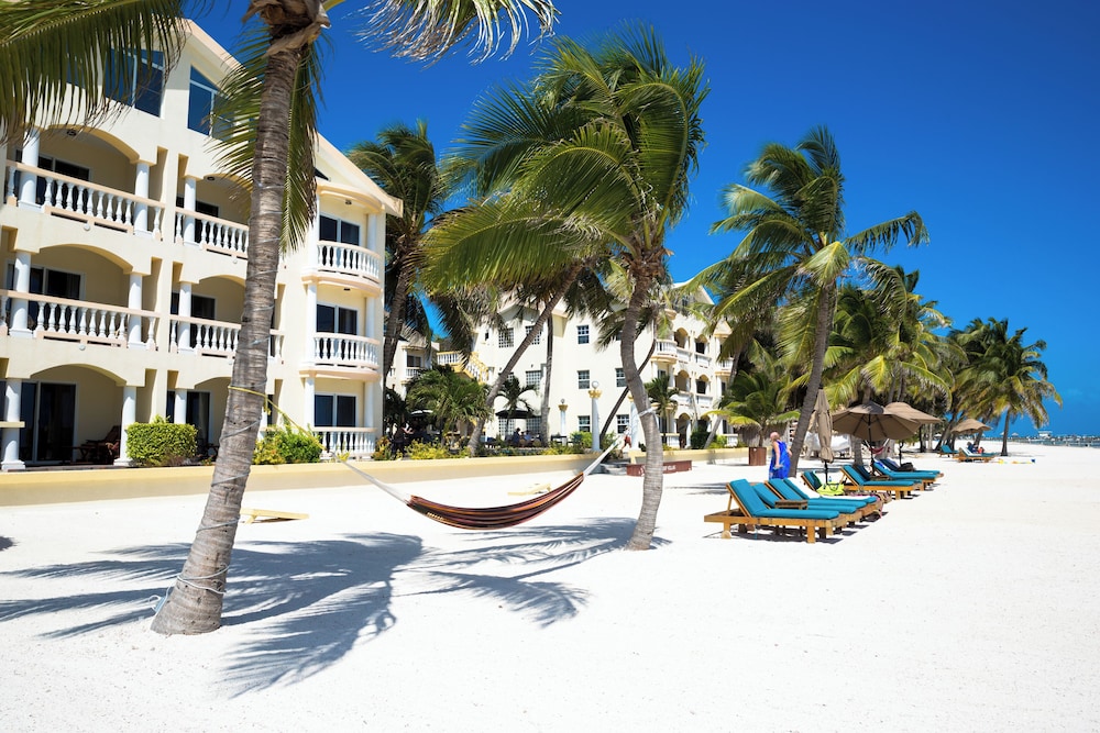 Pelican Reef Villas Resort