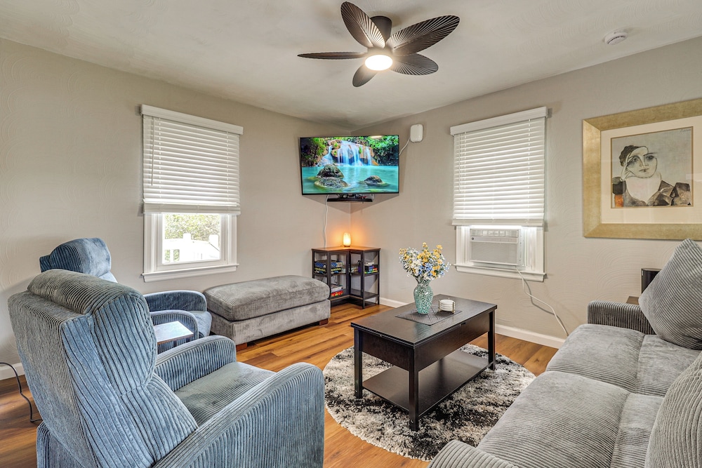 3 Mi to Dtwn & Flood Museum: 'cozy Q Cottage'