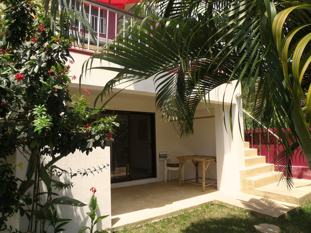 Pink House Samui