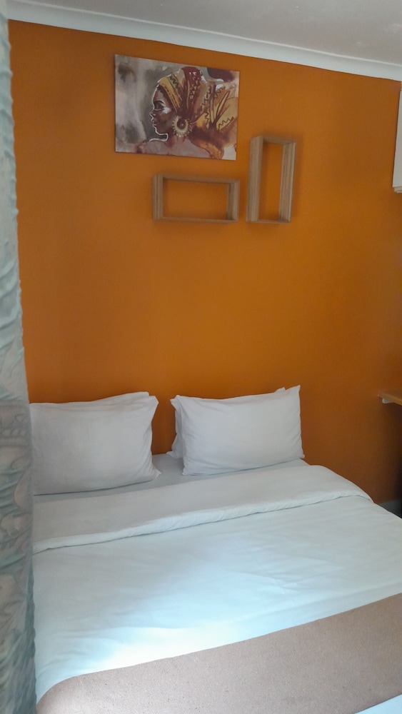 Simbasun Country Cottages
