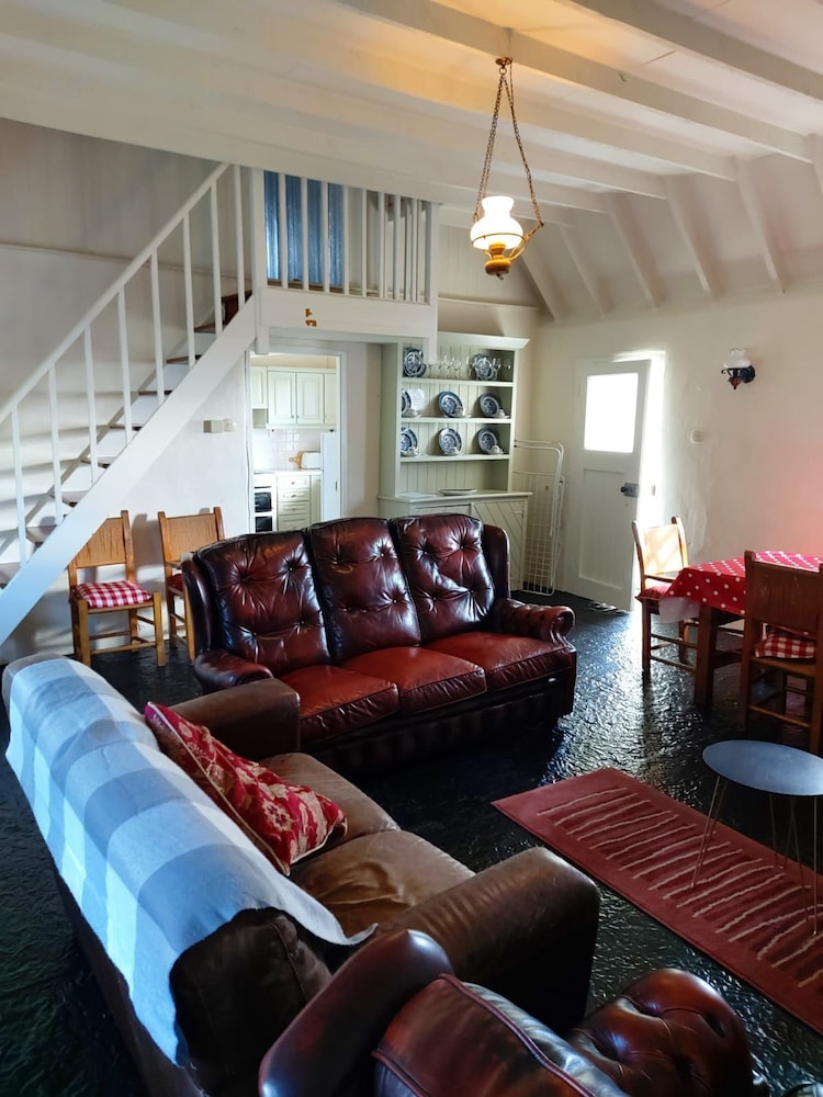 Corofin Lake Cottage No 3