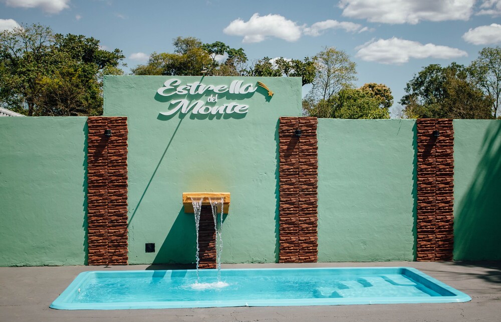 Estrella del Monte