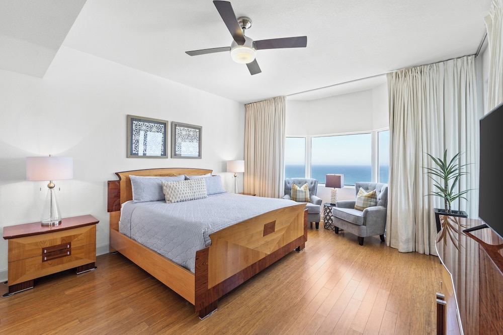 Tidewater by Book That Condo