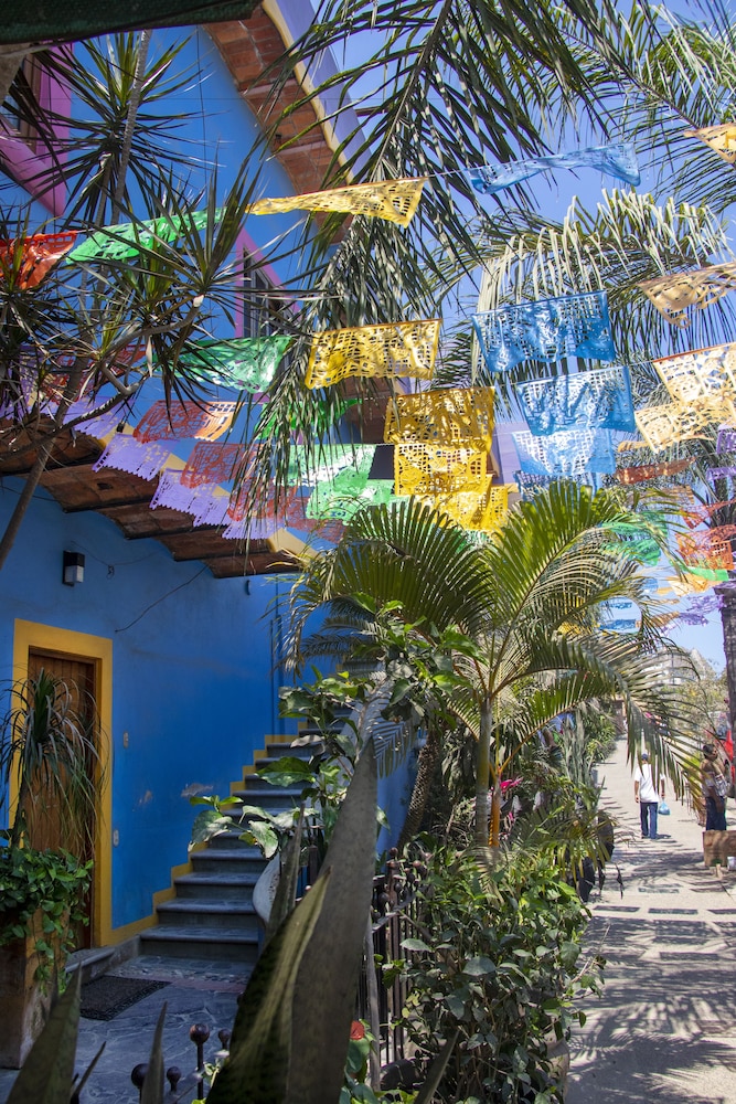 Casa Parota Boutique Hotel