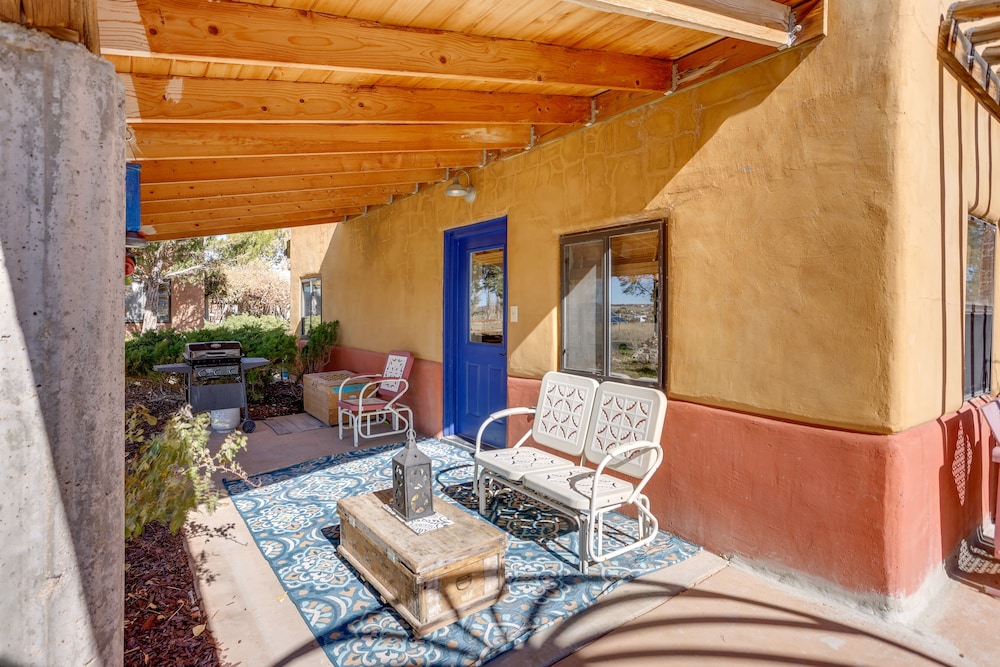 Cortez Retreat w/ Hot Tub - 11 mi to Mesa Verde! view 3