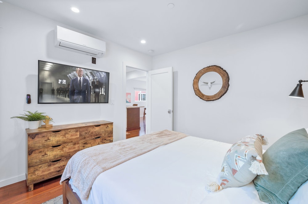 The Gower Street Bungalows by AvantStay