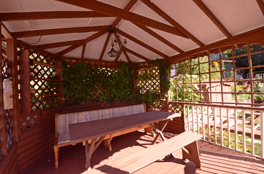 Fairy's Garden Chalet