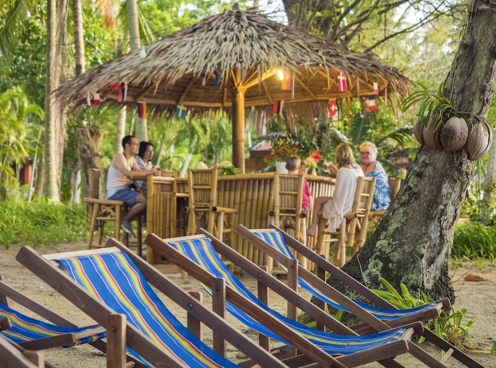 Baan Mai Beachfront Phuket Lone Island