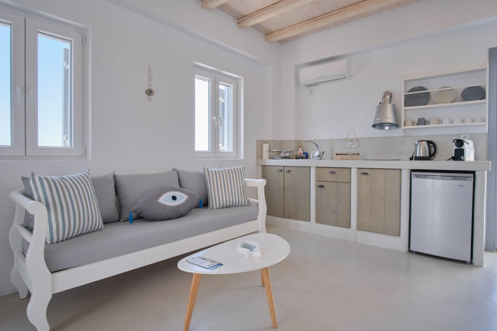 Cape Suites
