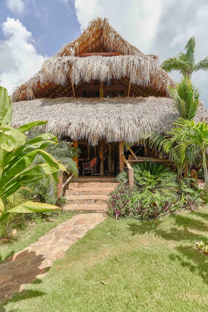 CHALET TROPICAL Hotel & Restaurant-Pizzeria