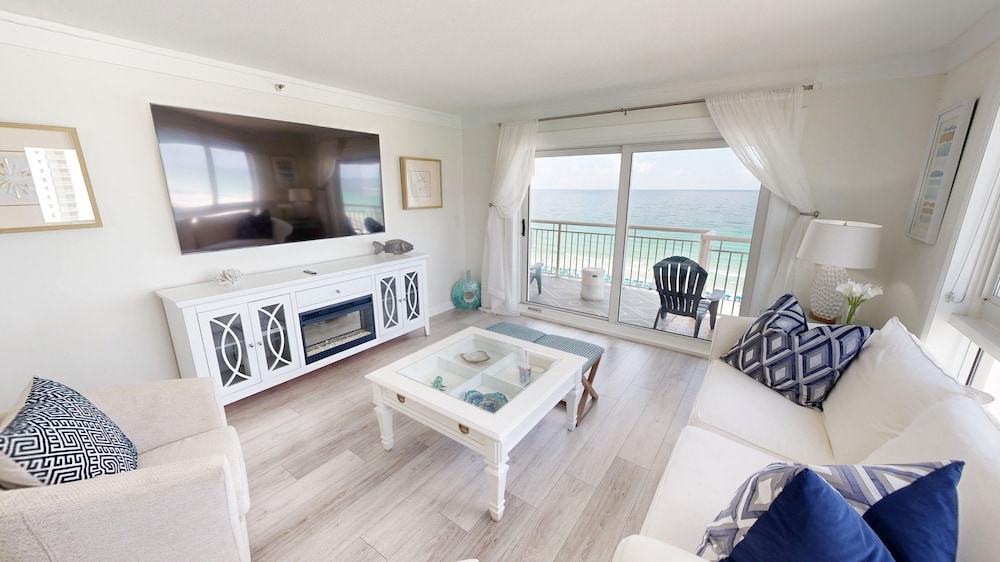 Destin Towers 113 2 Bedroom Condo