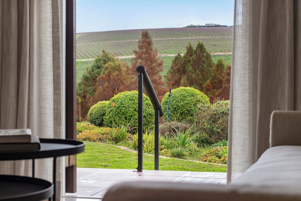 Winelands Golf Lodges at De Zalze