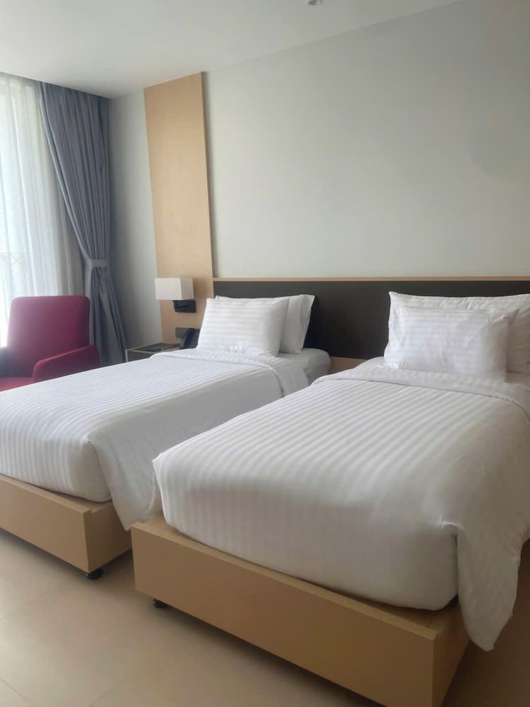 AirPort Cam Ranh Resort
