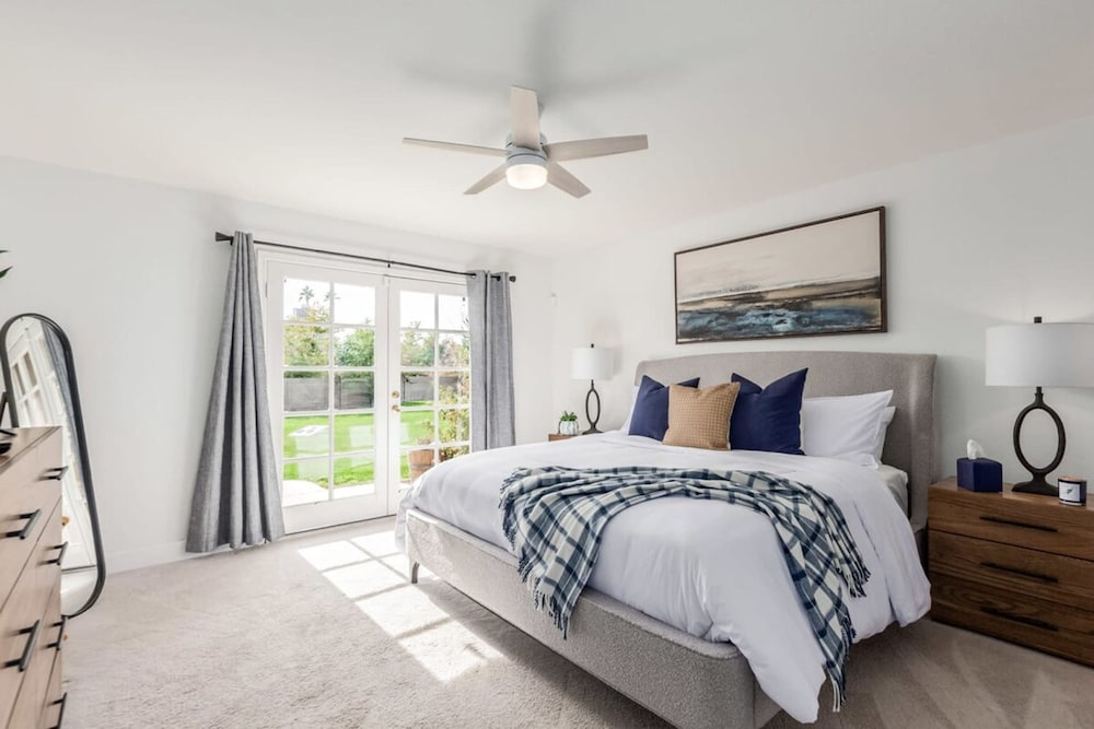 Greenway Park Retreat Al-fresco Living Heated Pool