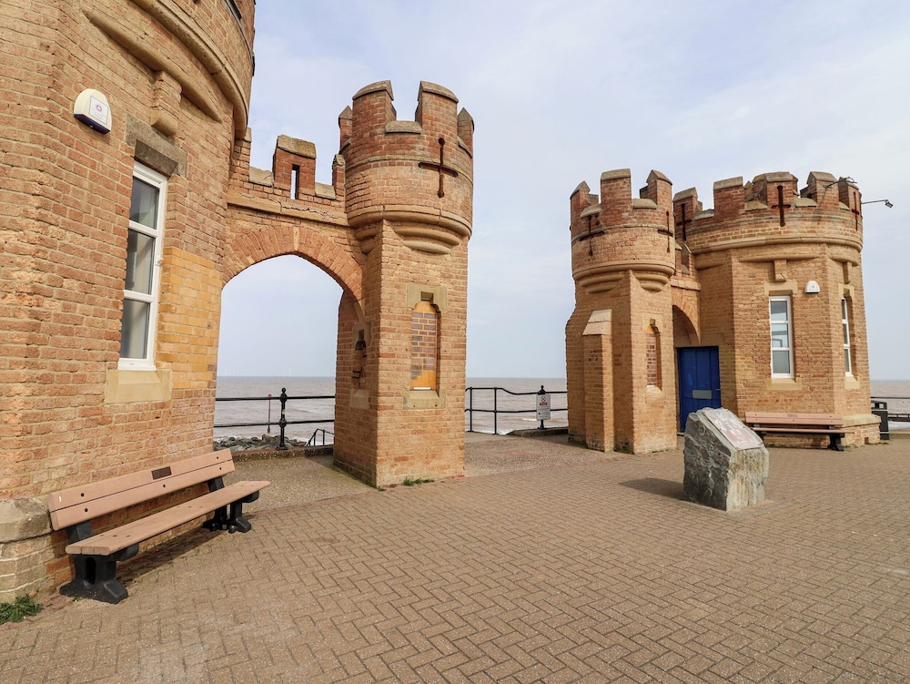 14 The Promenade