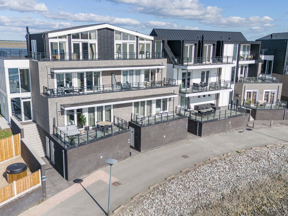 Apartment in Sint-annaland Near Marina