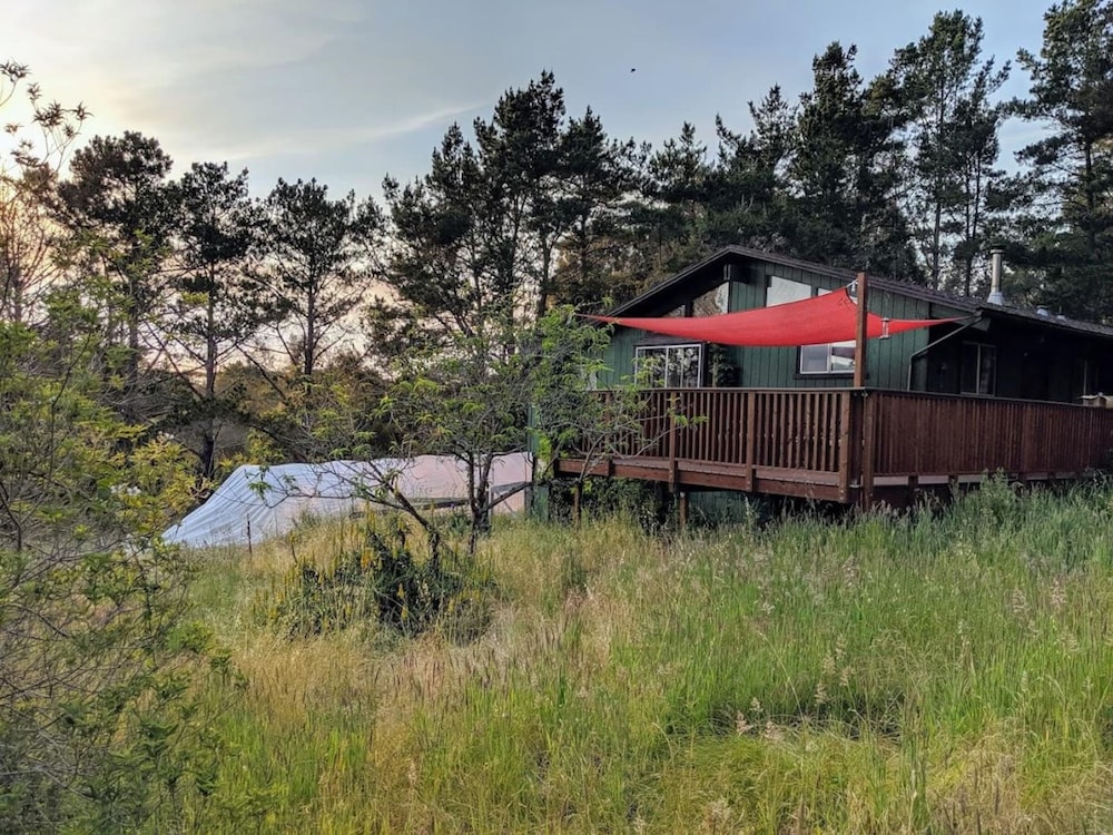 The Quail s Nest Retreat