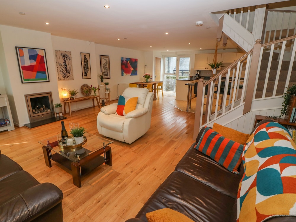 Barn End, 9 Stad Clynnog