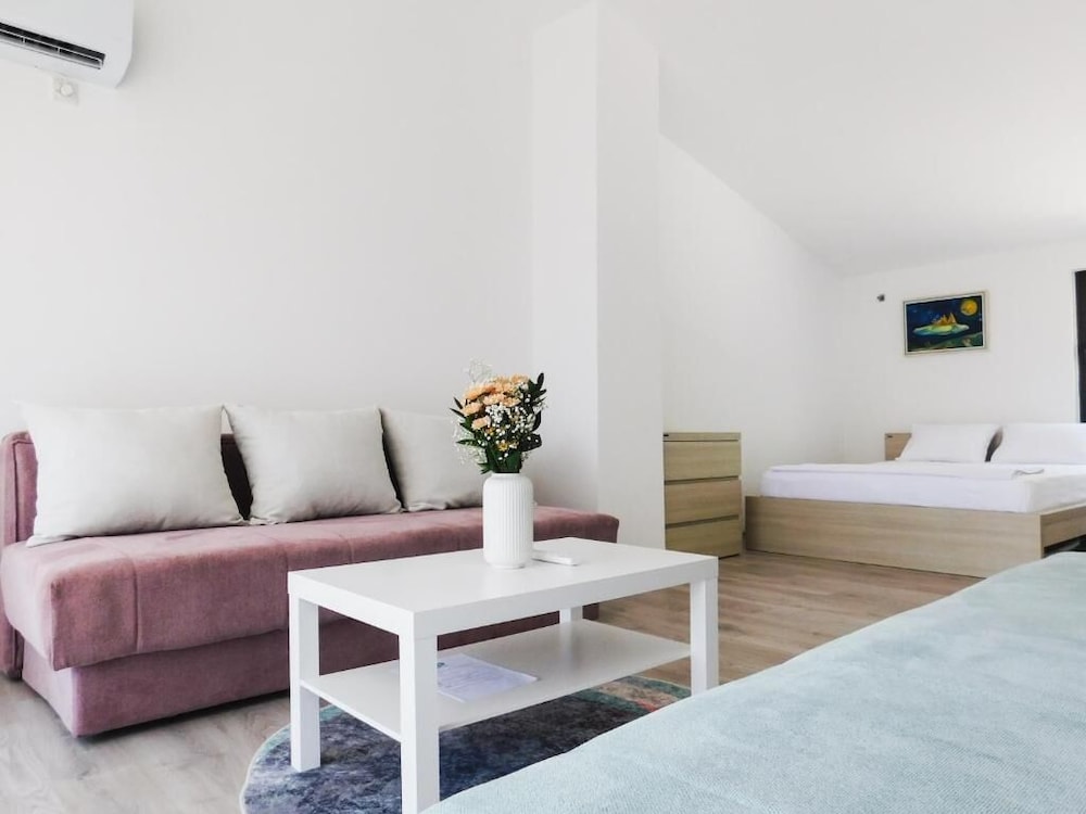 Cozy Karuc Home