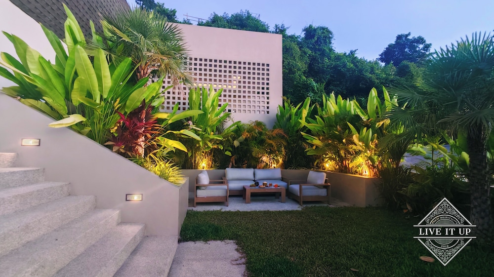 Santi Pura Villas