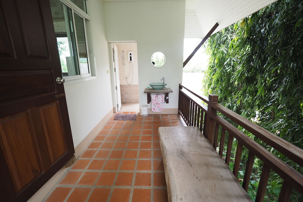 Baan2Rai