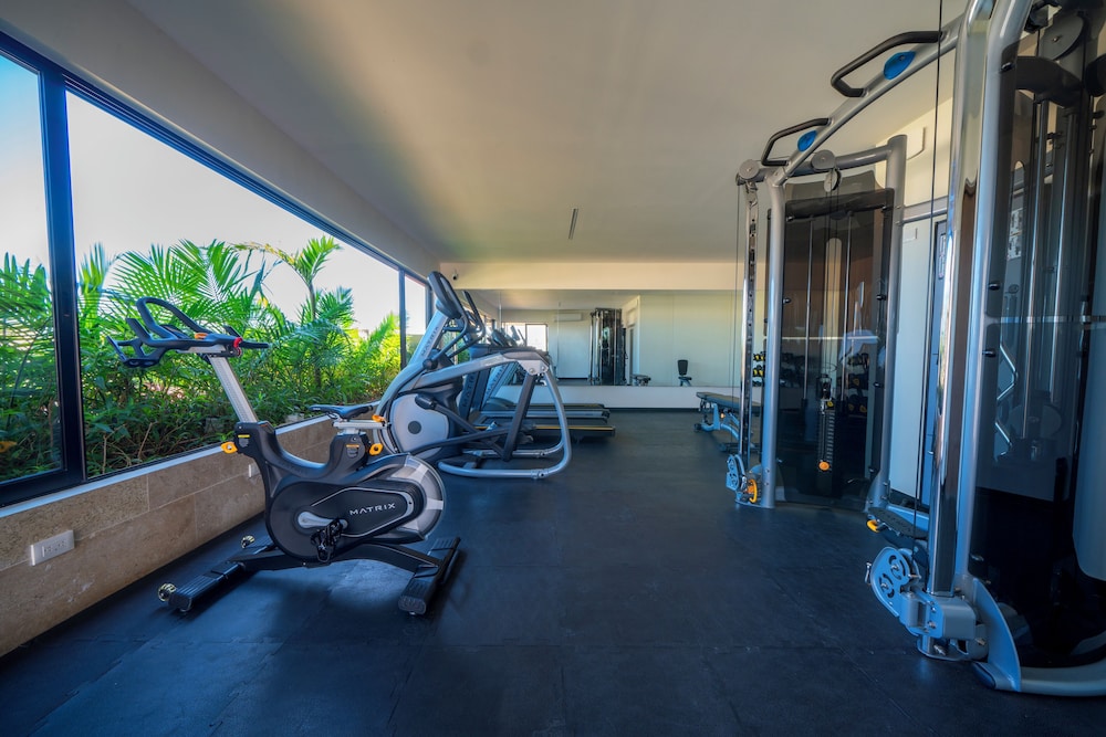 Luxury Studio Pool and Gym - Syrena 201