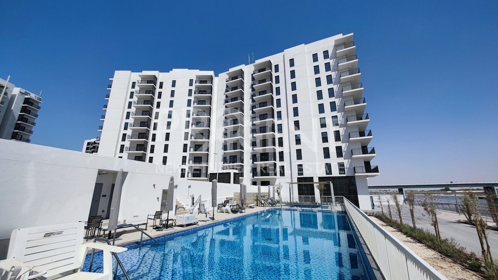 Abu Dhabi Vacations - Nasma Luxury Stays - Water's Edge in Yas - Property Image 15