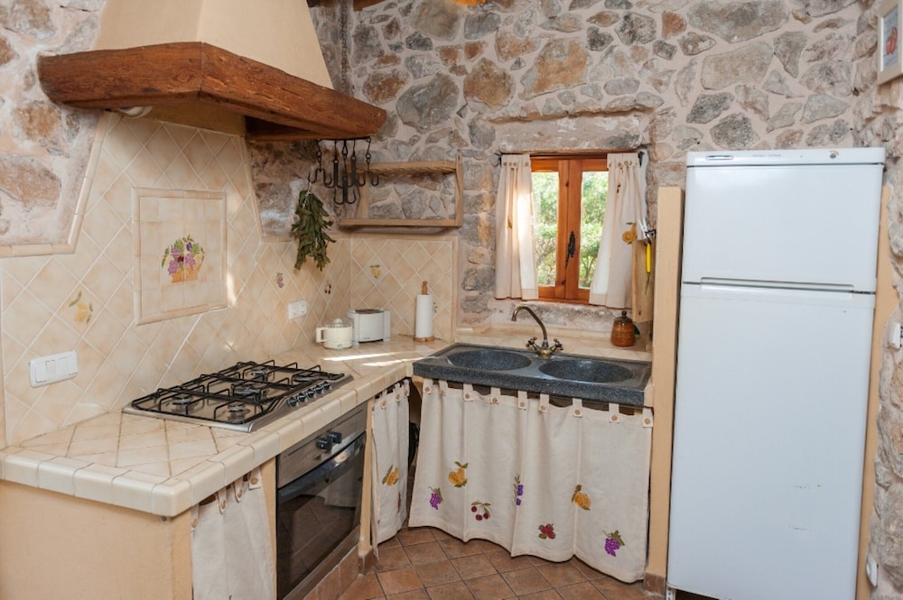 Casa De Piedra - Villa With Private Pool