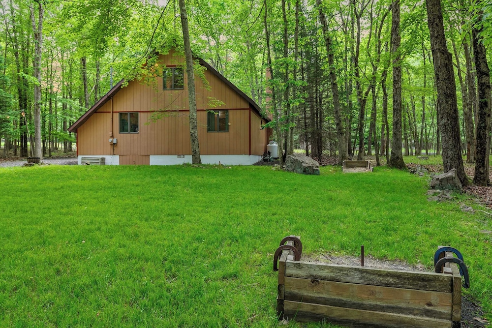Deer Hollow by Avantstay Big Yard + Lake Access