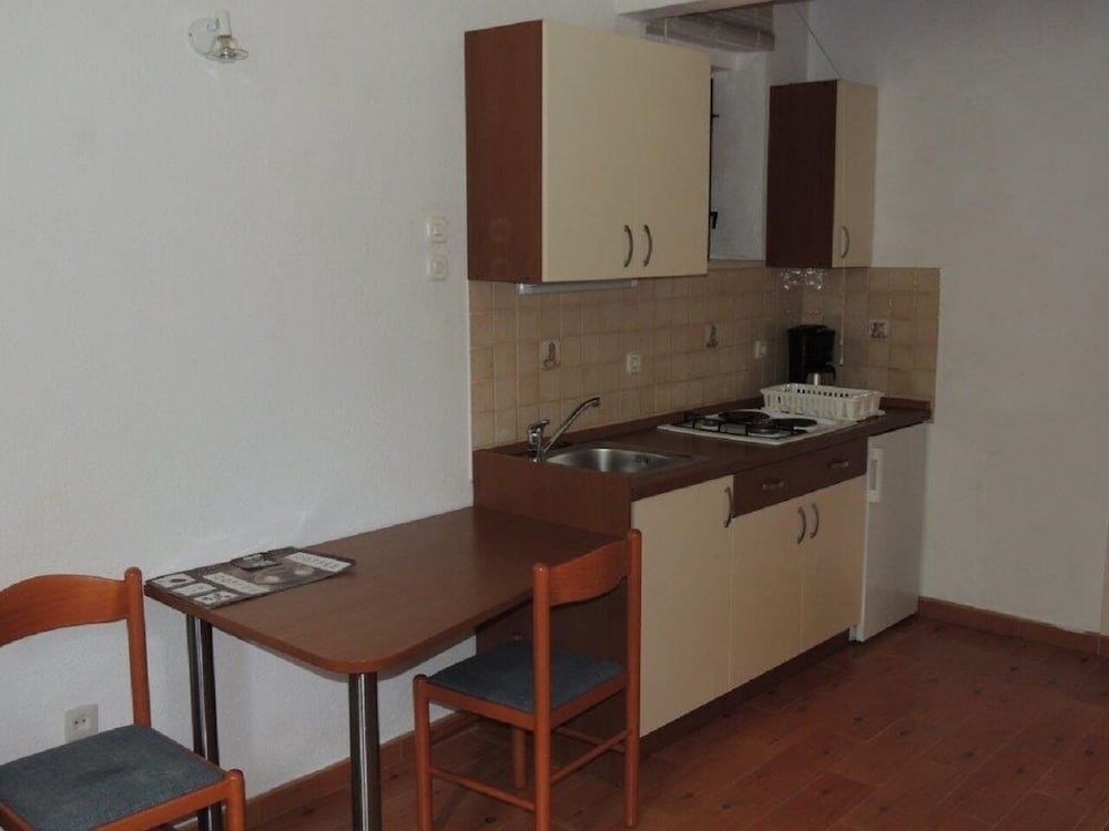 Jure - Ground Floor Studio-apartments - SA2