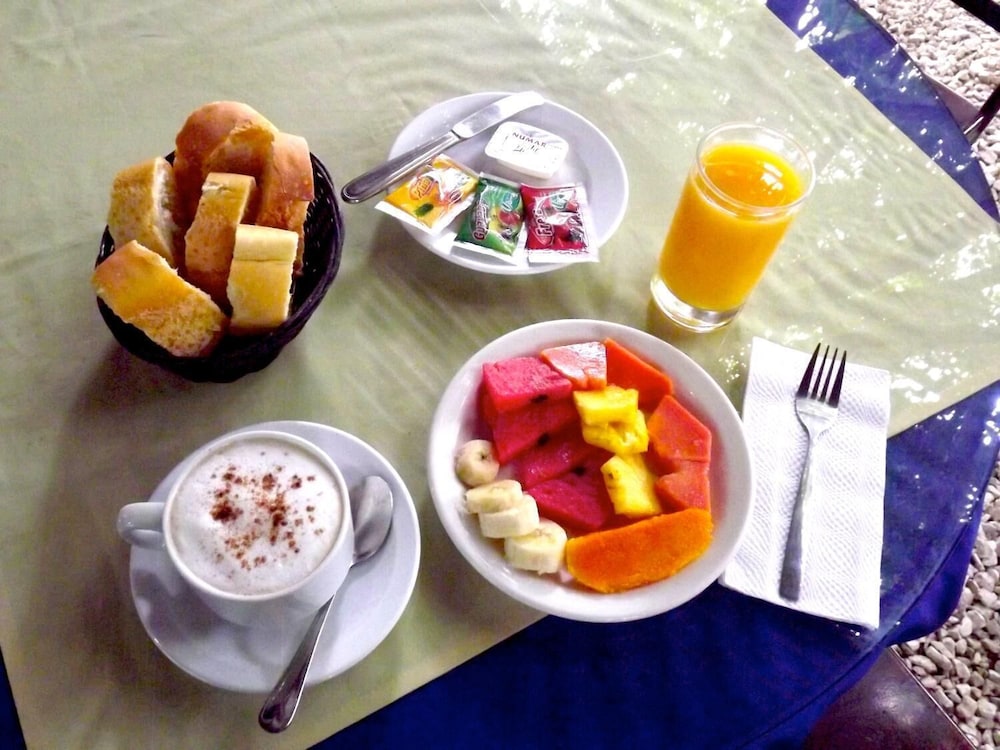 Laura's House Bed & Breakfast