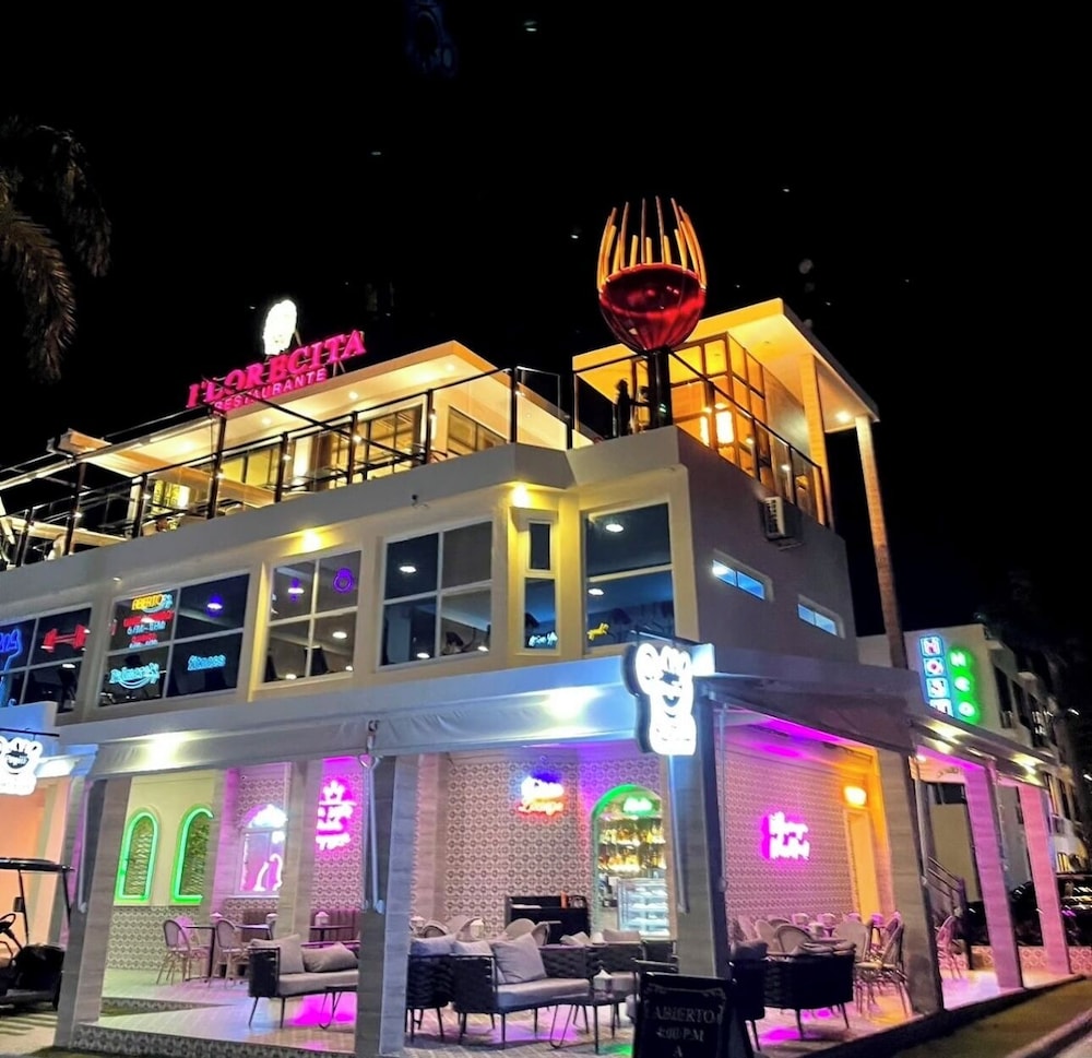 Playa Palmera Beach Front Apartments