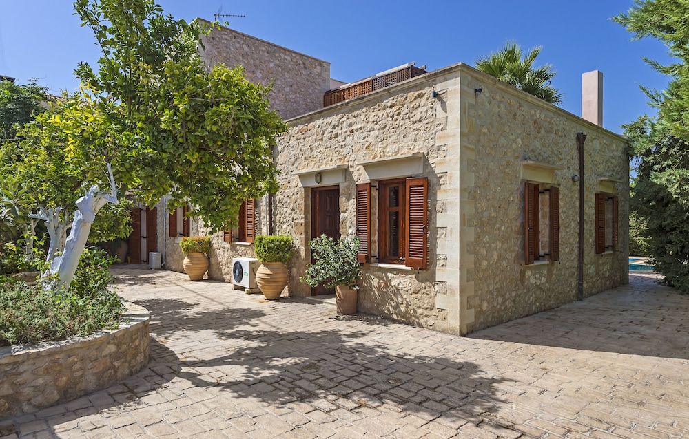 Amazing Villas in Crete