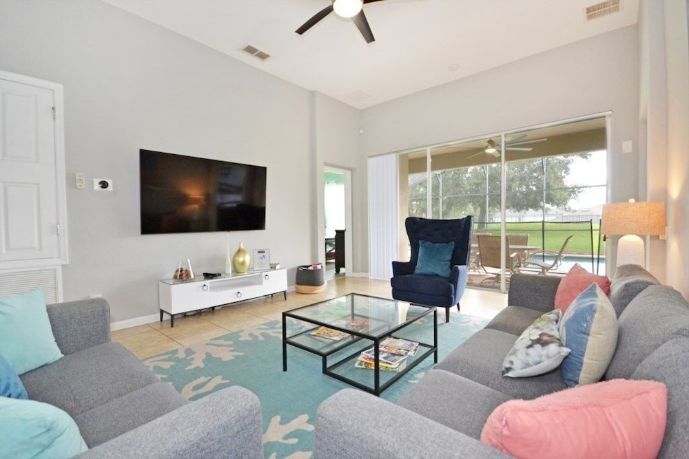 Ohana Haven 5 Bedroom Home
