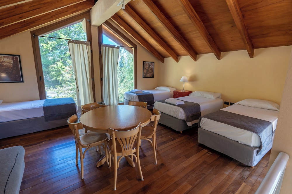 Rent Up -Casa junto al lago Nahuel Huapi