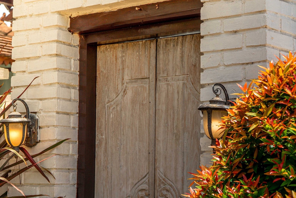 Sakya Villa