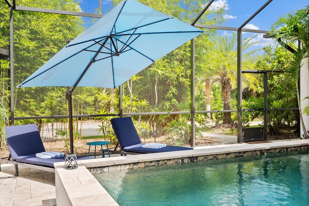 Beach Cottage 3 Bed 2 Bath Heated Pool Free Golf Cart Bring Your Boat RV Private 1AC lot