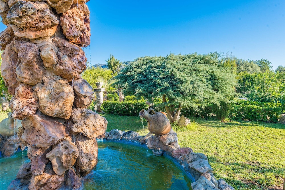 Hibiscus - Villa With Private Pool In Crestatx