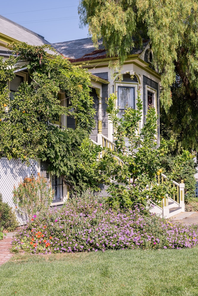 Madison Street Inn B&B — exterior view, Santa Clara, US