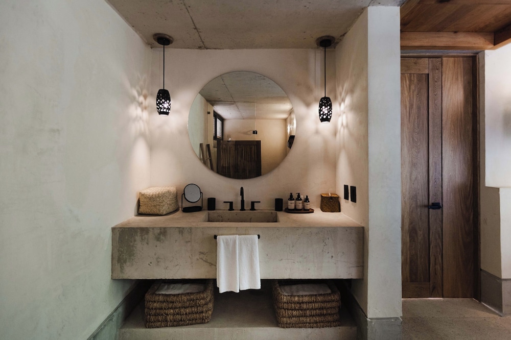 Casa Yute by Ahau Collection