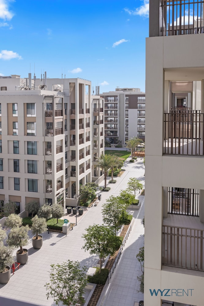Serene 1 BR in Surf 2-Creek Beach Access