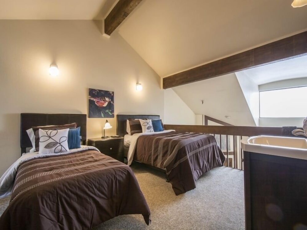 Powder Pointe by Park City Vacations view 3