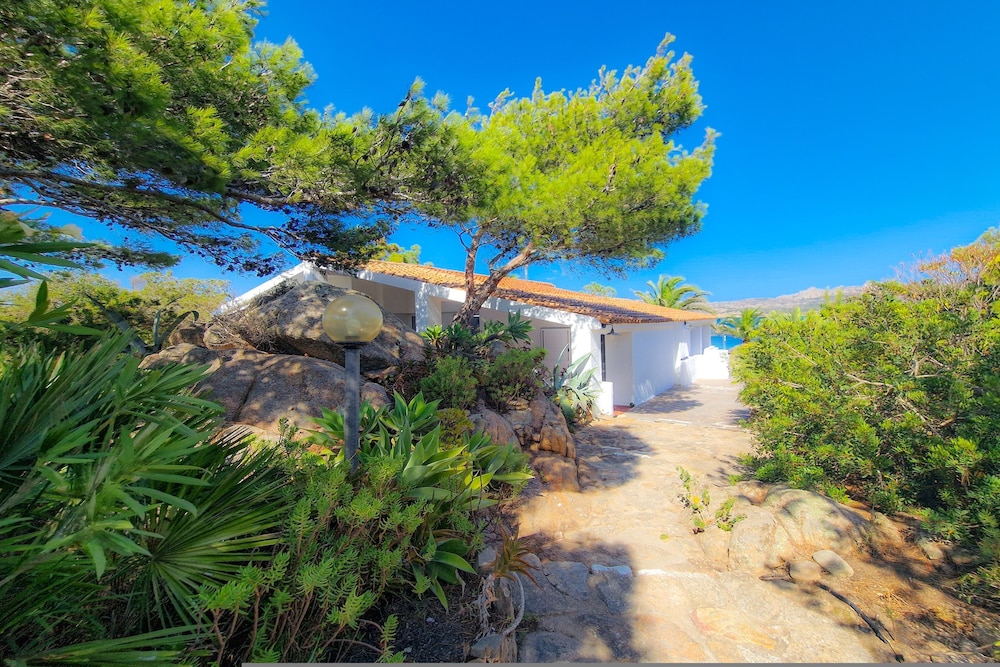 Villa Bel in La Maddalena view 4