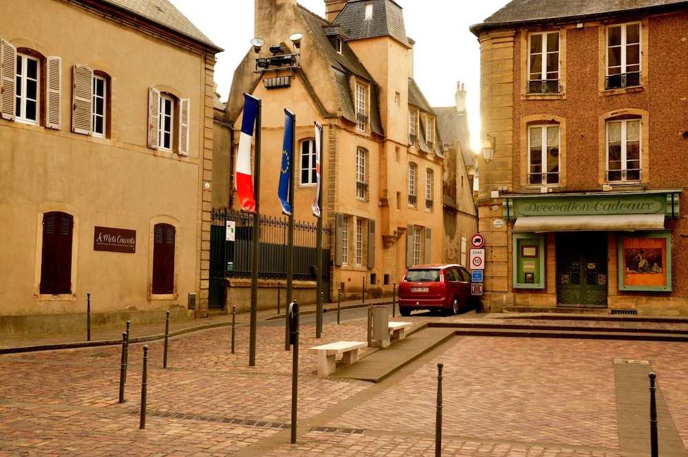 Apartment in Bayeux Near D-day Beaches