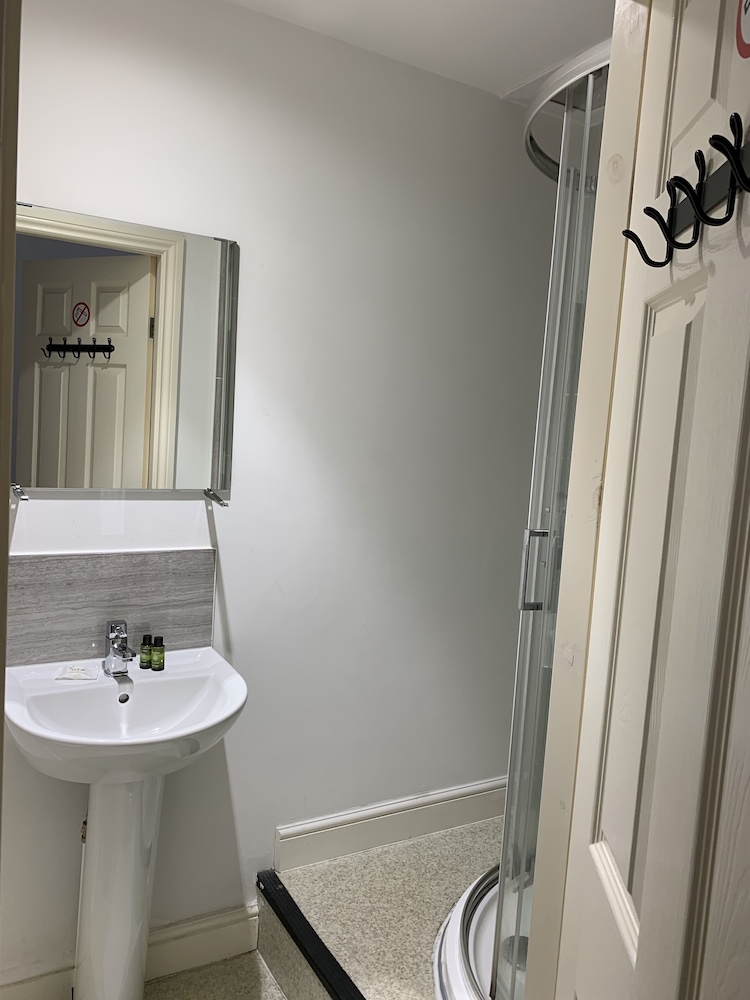 Salford Vacations - Imperial Salford Hotel - Property Image 19
