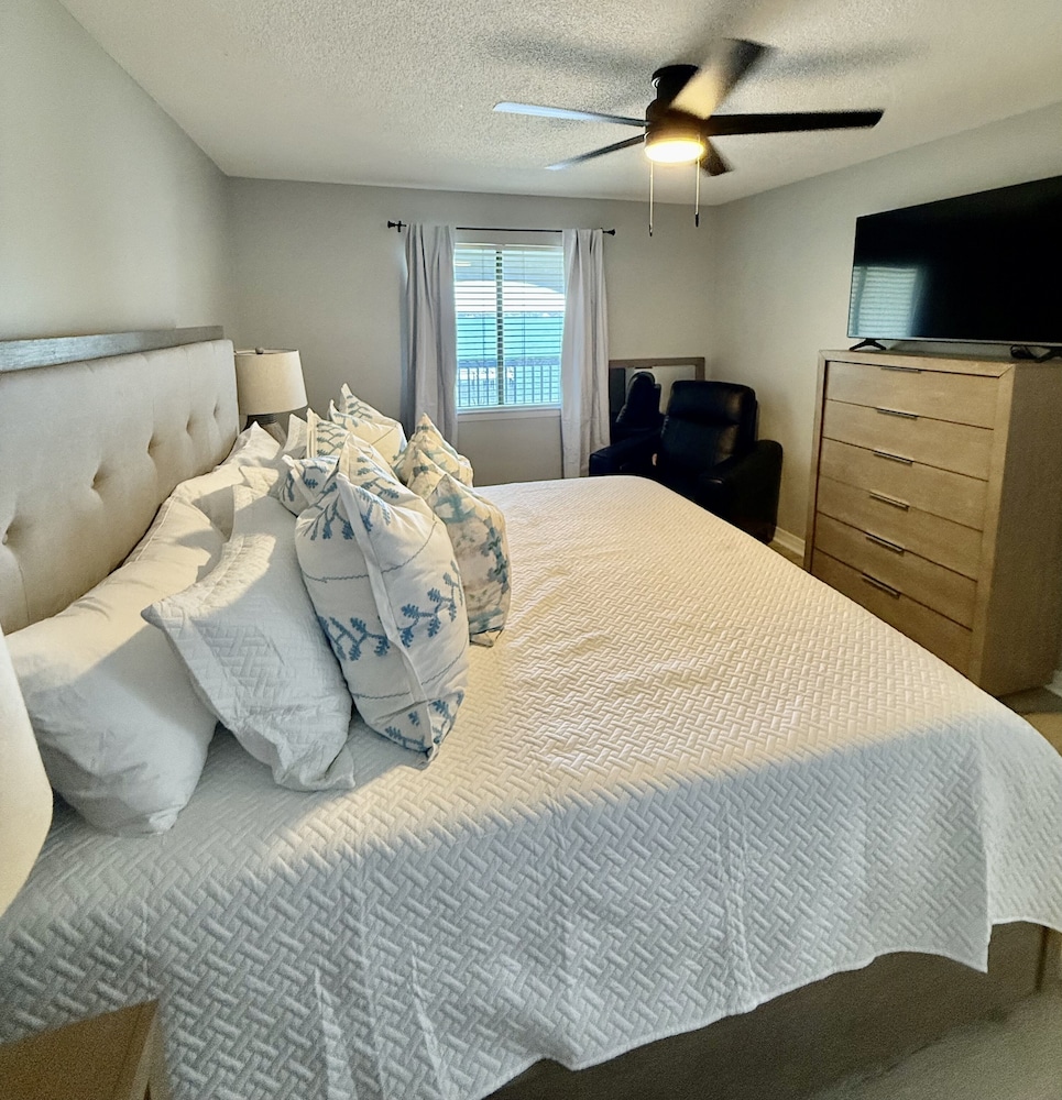 Sound Life 1 Bedroom Condo