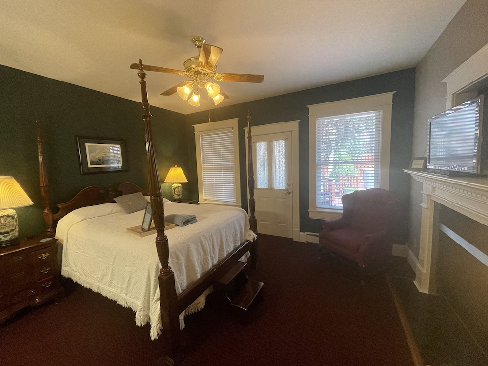China Clipper Inn view 5