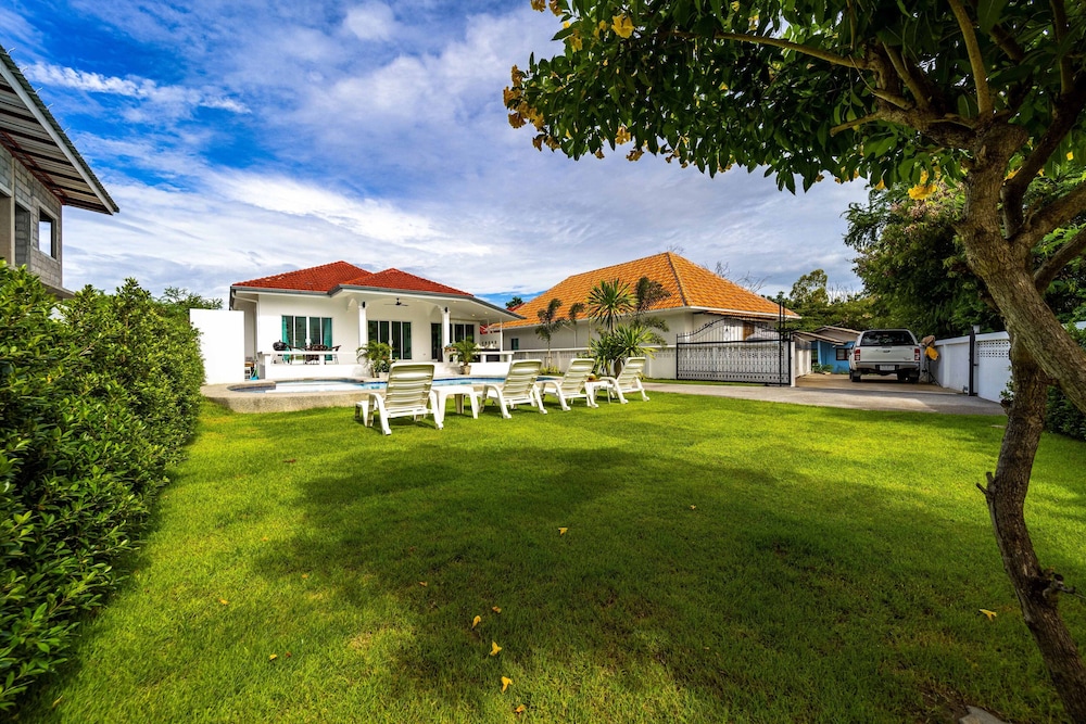 4 Bedroom Private Pool Villa - OV10 view 5