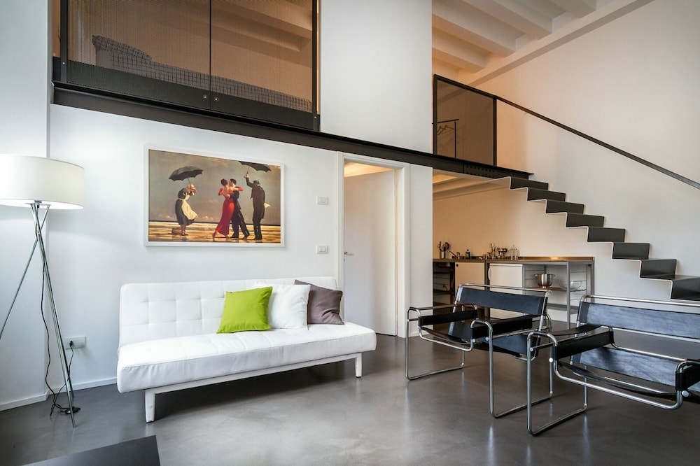 Porta Torre Lofts